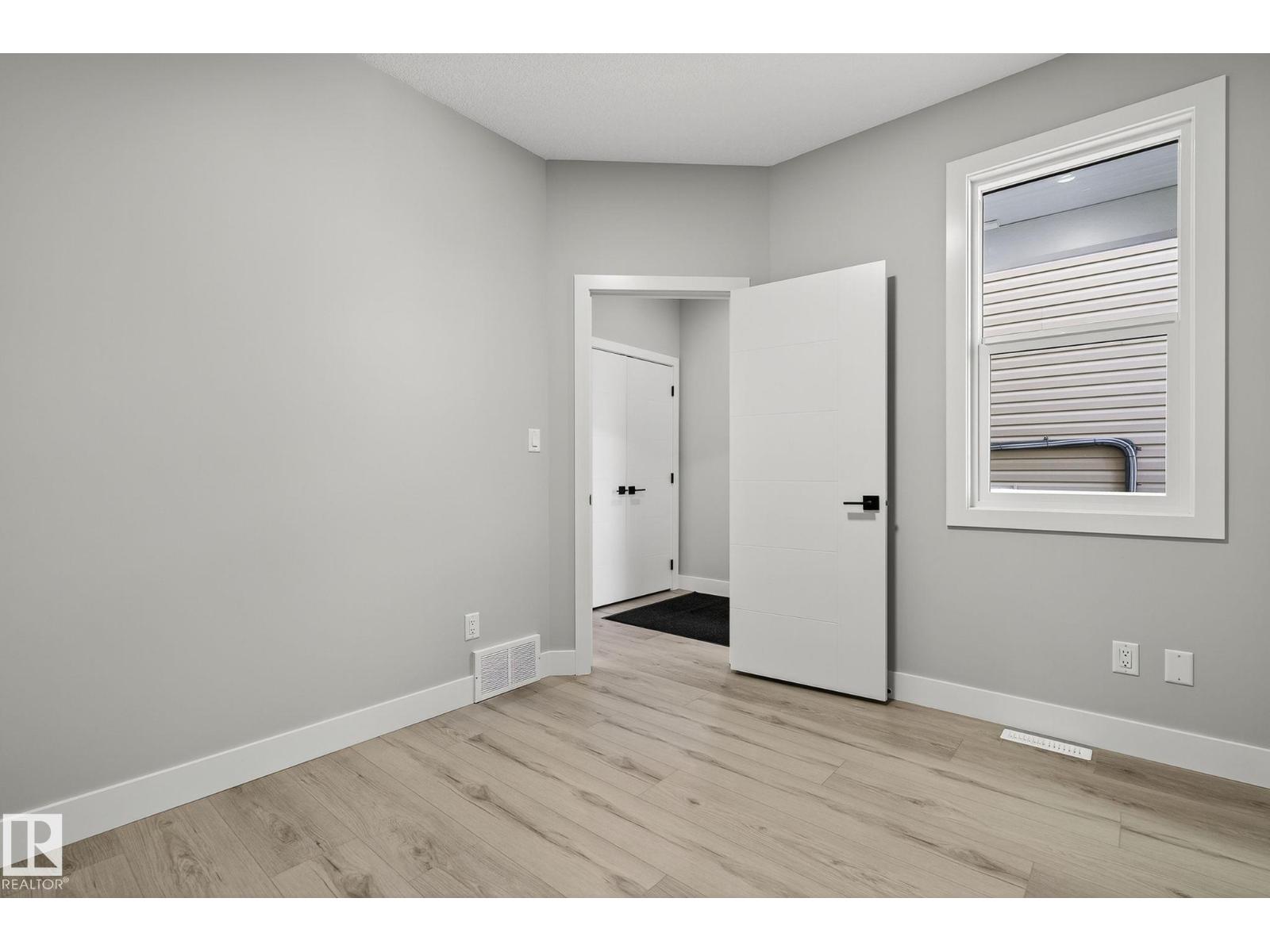 Unknown Address, ,     - Photo 21 - E4462668