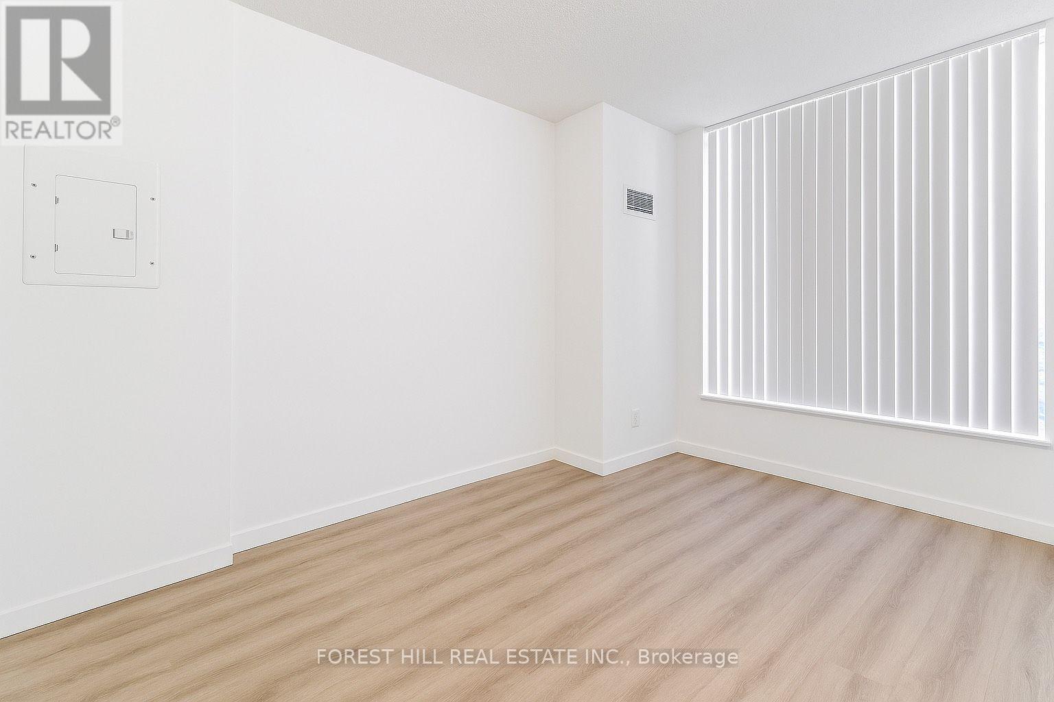 403 - 251 Manitoba Street, Toronto, Ontario  M8Y 0C7 - Photo 11 - W12468559