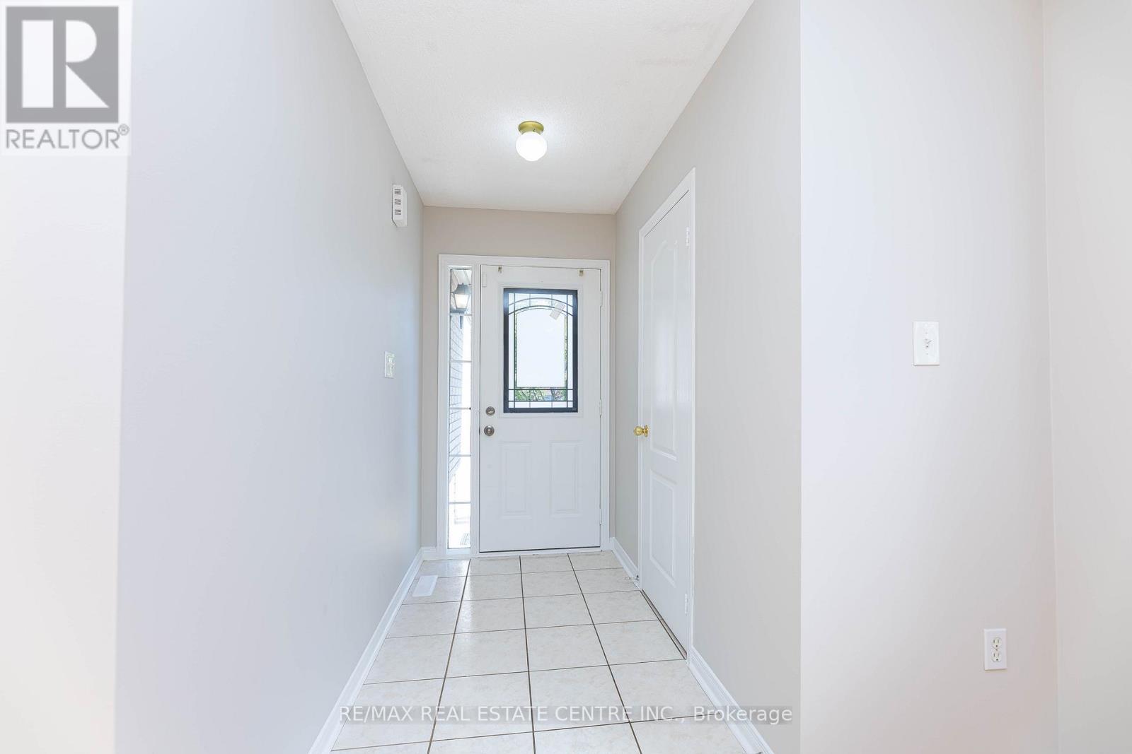48 Zia Dodda Crescent, Brampton, Ontario  L6P 1J5 - Photo 16 - W12468803