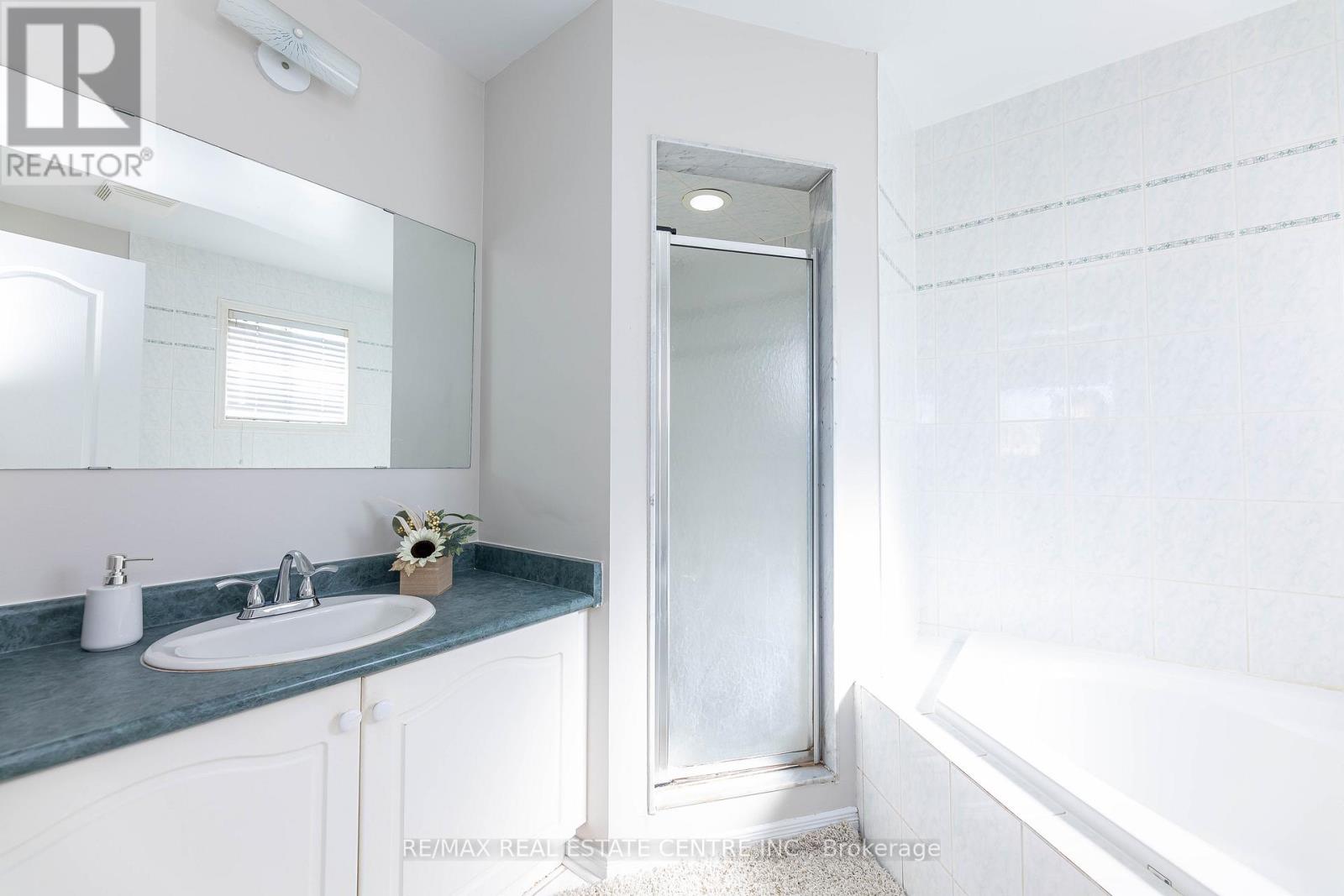 48 Zia Dodda Crescent, Brampton, Ontario  L6P 1J5 - Photo 29 - W12468803