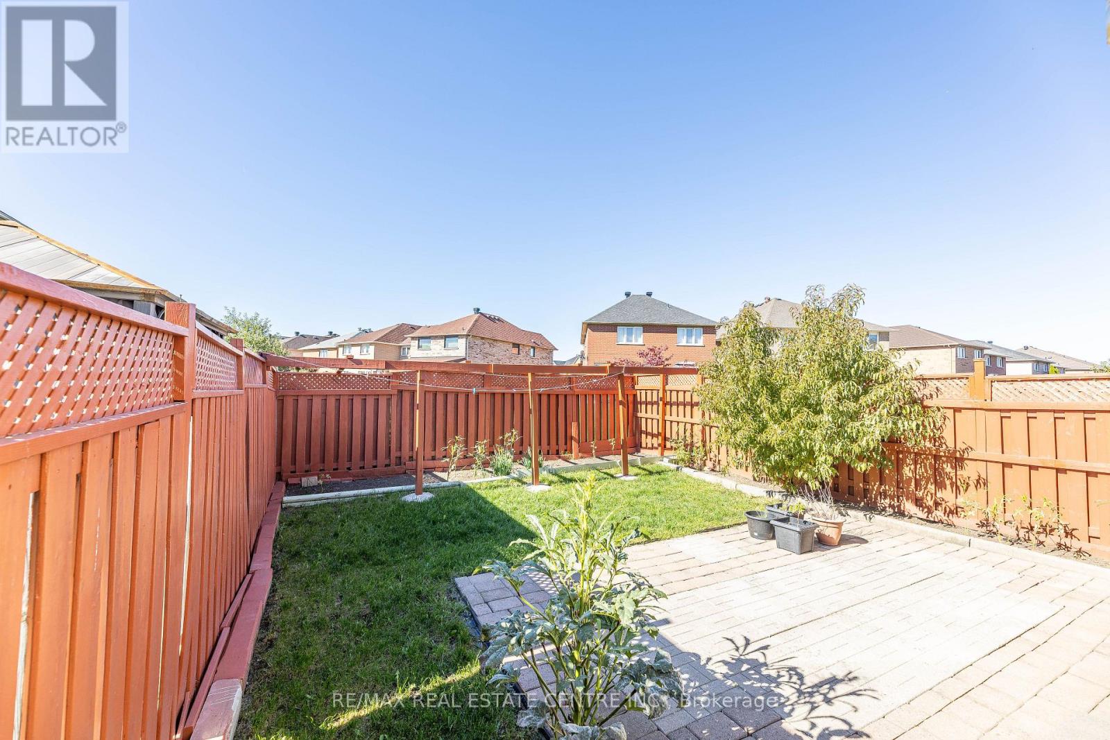 48 Zia Dodda Crescent, Brampton, Ontario  L6P 1J5 - Photo 34 - W12468803