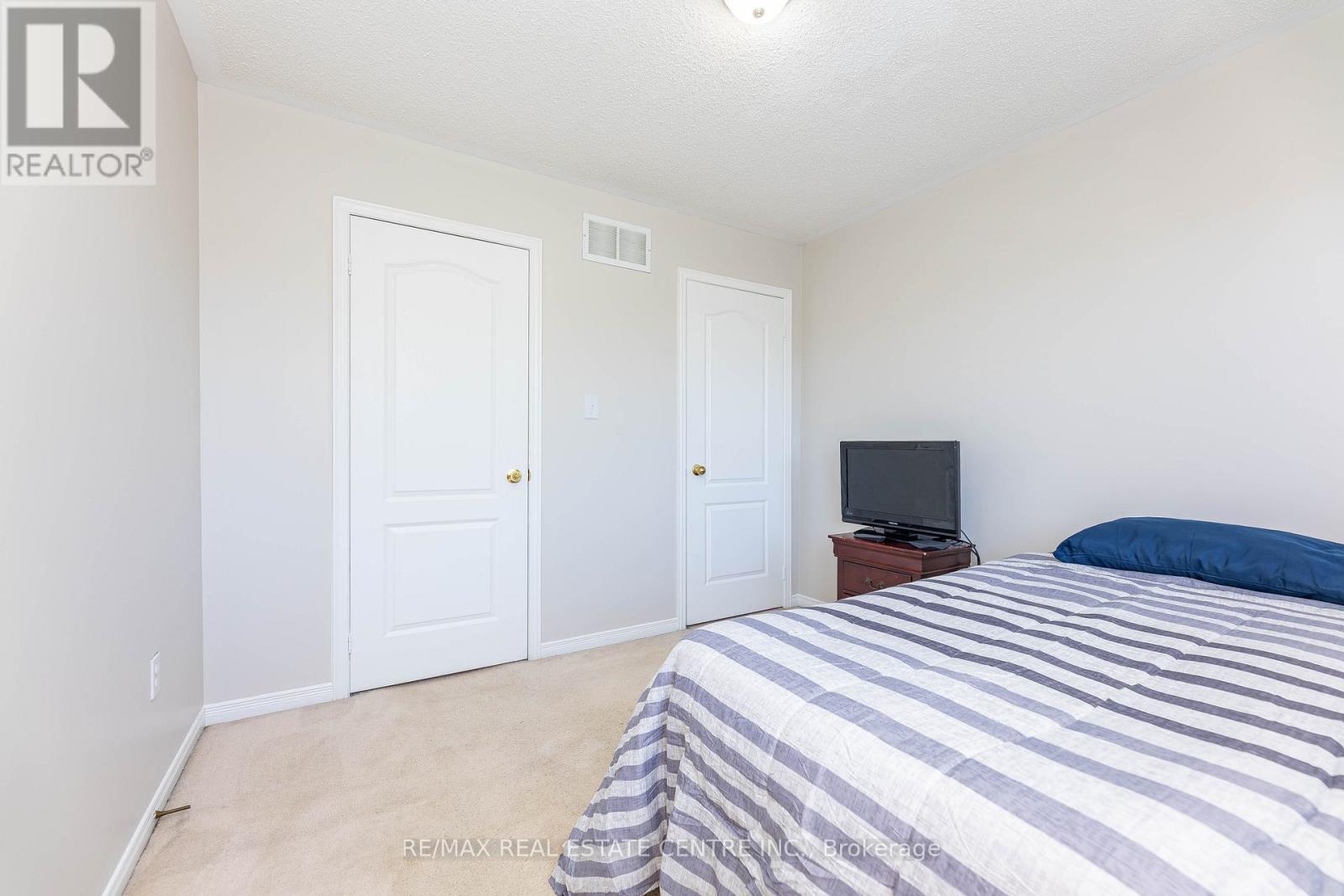 48 Zia Dodda Crescent, Brampton, Ontario  L6P 1J5 - Photo 35 - W12468803