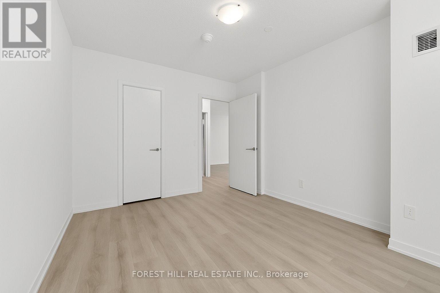 403 - 251 Manitoba Street, Toronto, Ontario  M8Y 0C7 - Photo 10 - W12468559