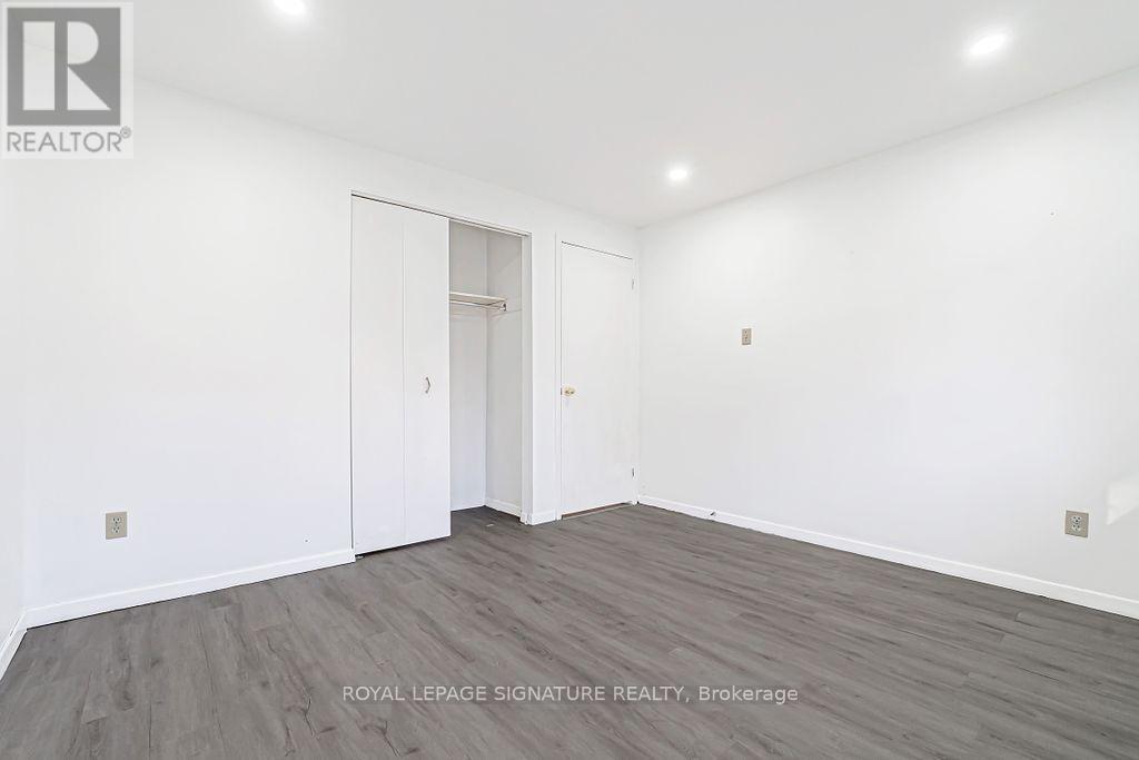 Main - 163 Hazelglen Drive, Kitchener, Ontario  N2M 2E6 - Photo 15 - X12432394