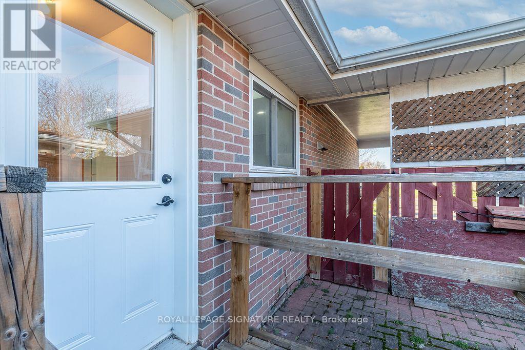 Main - 163 Hazelglen Drive, Kitchener, Ontario  N2M 2E6 - Photo 21 - X12432394
