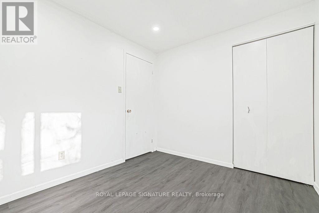 Main - 163 Hazelglen Drive, Kitchener, Ontario  N2M 2E6 - Photo 13 - X12432394