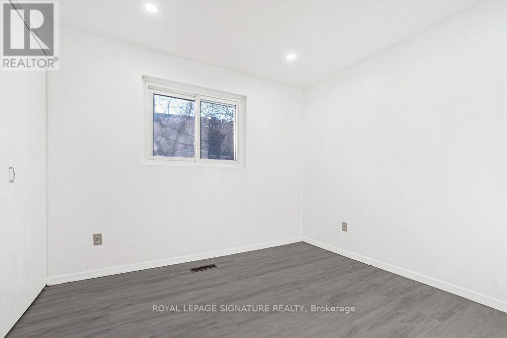 Main - 163 Hazelglen Drive, Kitchener, Ontario  N2M 2E6 - Photo 14 - X12432394