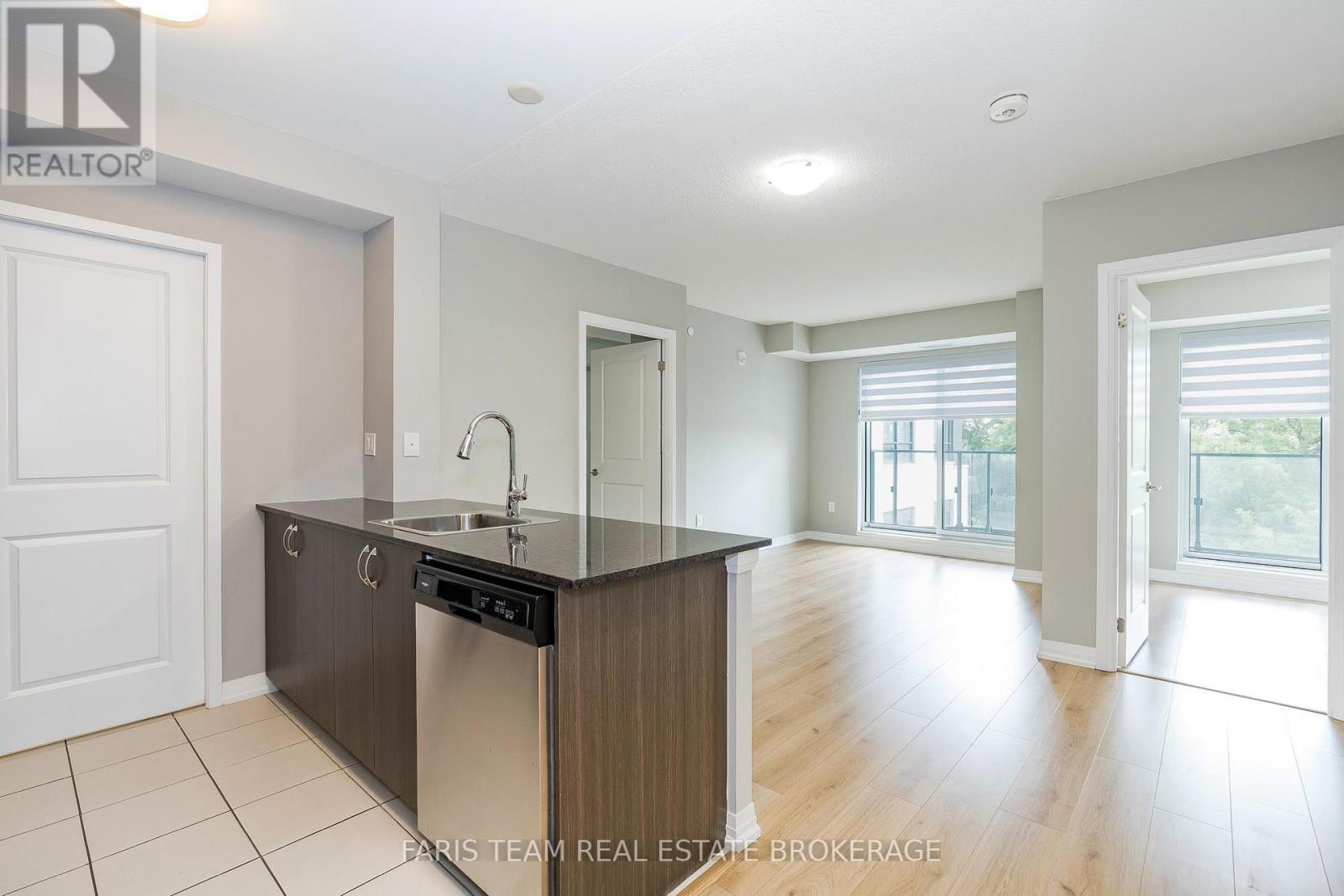 401 - 741 Sheppard Avenue W, Toronto, Ontario  M3H 2S9 - Photo 9 - C12469943