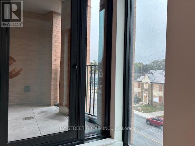 225 - 1720 Bayview Avenue, Toronto, Ontario  M4G 3C4 - Photo 11 - C12469956