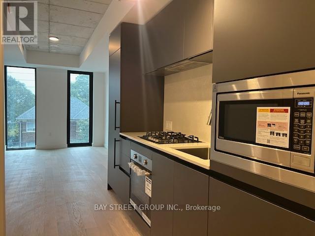 225 - 1720 Bayview Avenue, Toronto, Ontario  M4G 3C4 - Photo 5 - C12469956