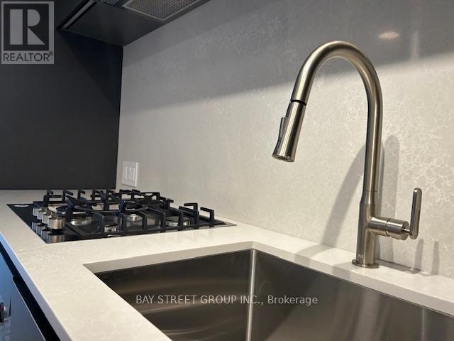 225 - 1720 Bayview Avenue, Toronto, Ontario  M4G 3C4 - Photo 7 - C12469956