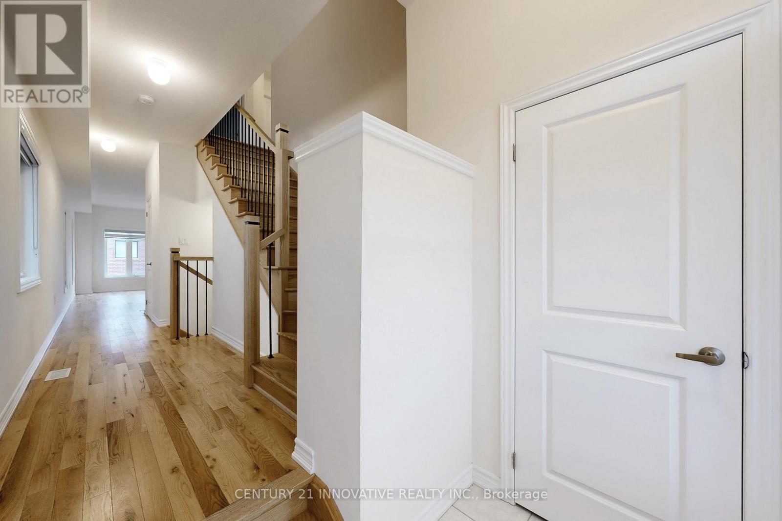 1141 Azalea Avenue, Pickering, Ontario  L1X 0M5 - Photo 4 - E12463827