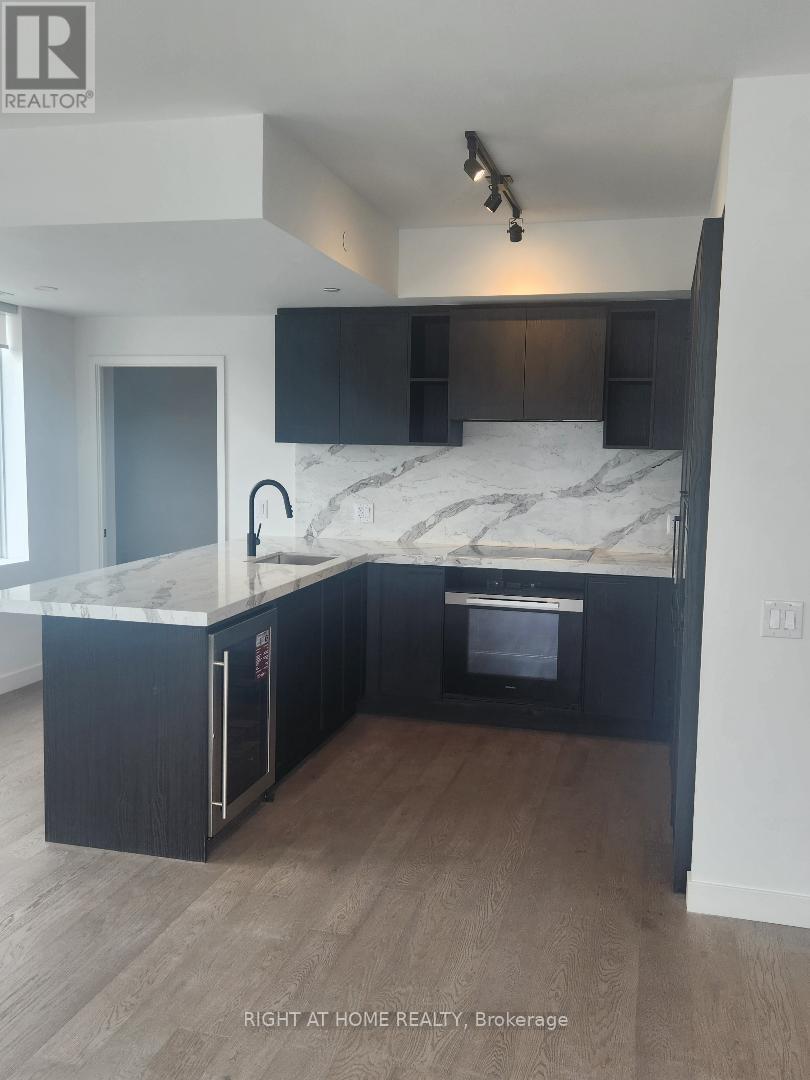 1303 - 1050 Eastern Avenue, Toronto, Ontario  M4L 0B7 - Photo 9 - E12469754