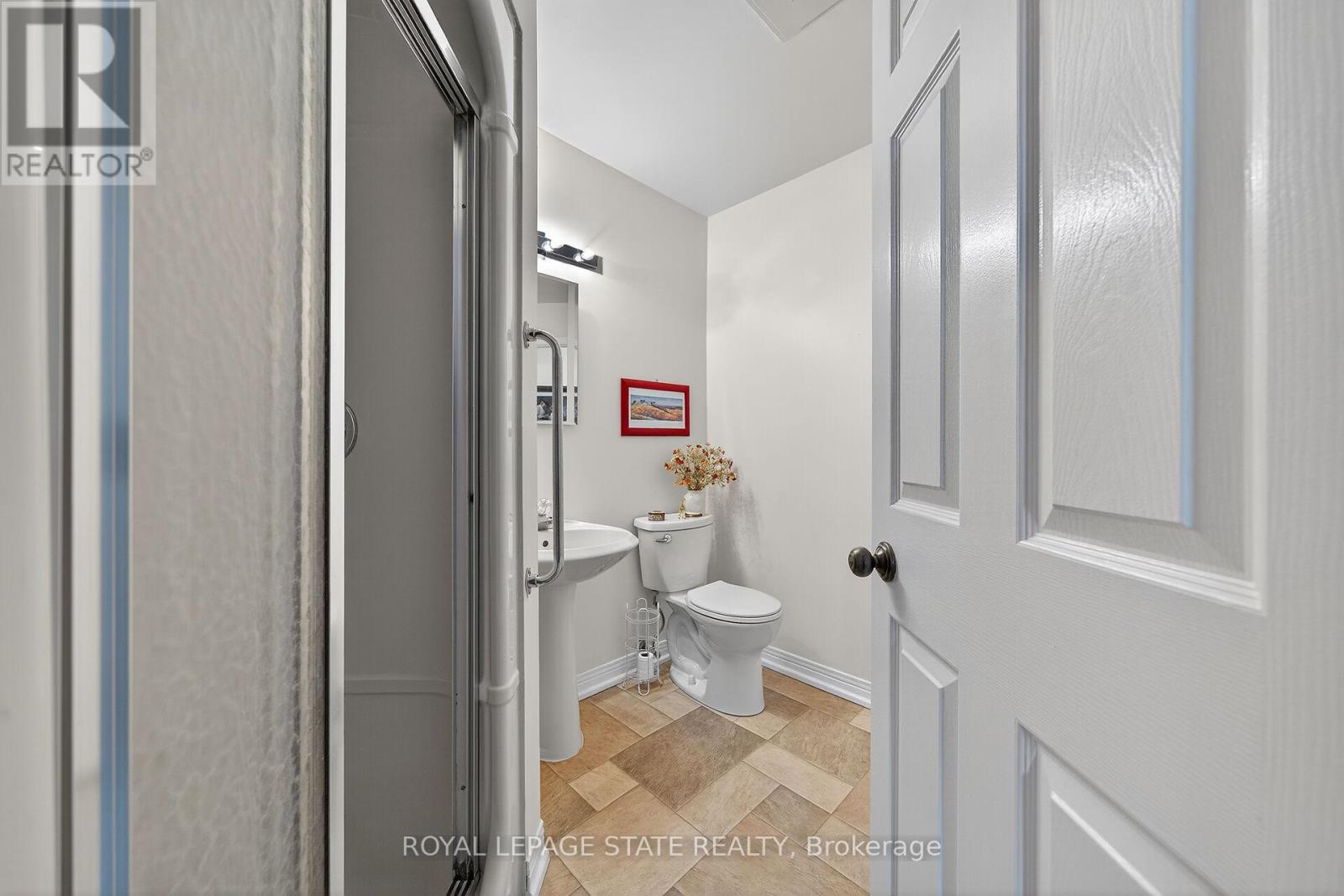 301 - 1210 Thorpe Road, Burlington, Ontario  L7S 2G7 - Photo 32 - W12462912
