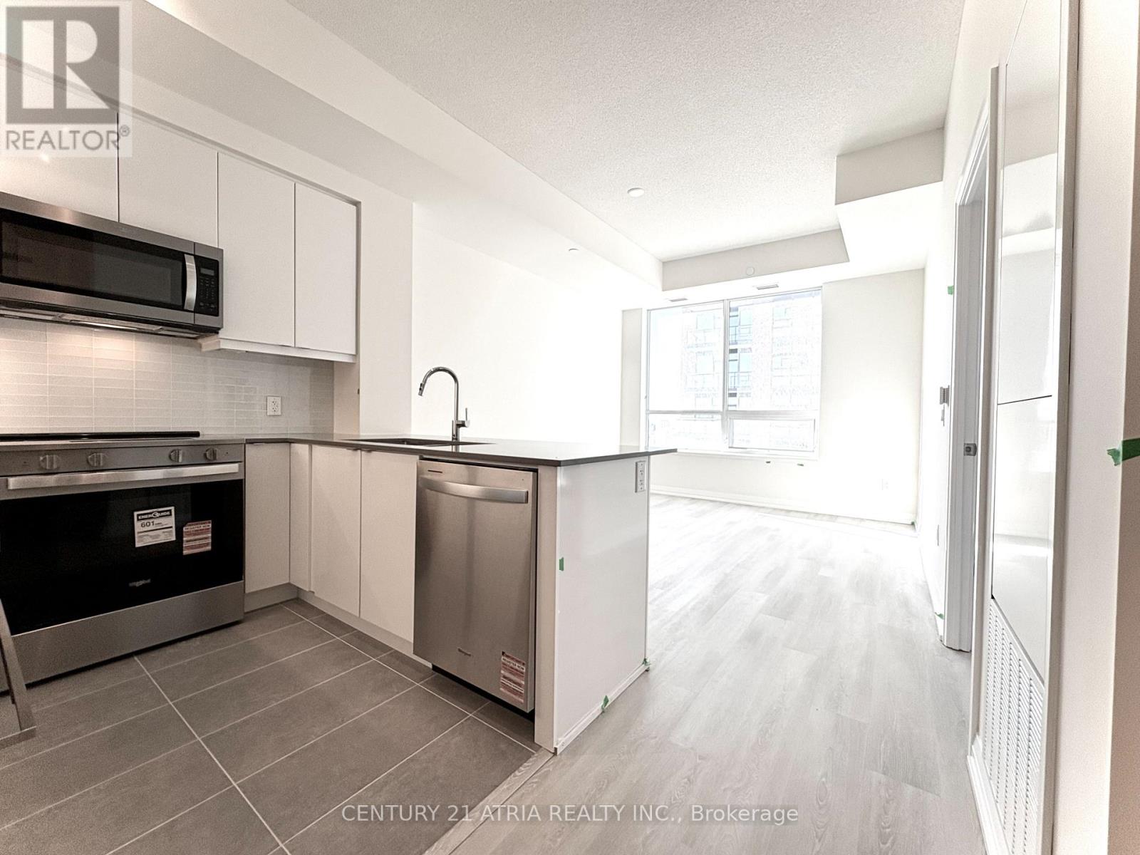 1025 - 3270 Sheppard Avenue E, Toronto, Ontario  M1T 3K3 - Photo 2 - E12469936
