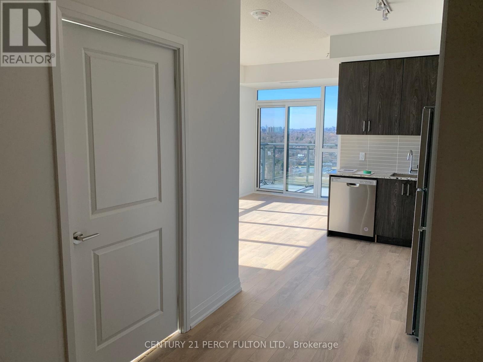 1906 - 20 Meadowglen Place, Toronto, Ontario  M1G 0A9 - Photo 2 - E12469938