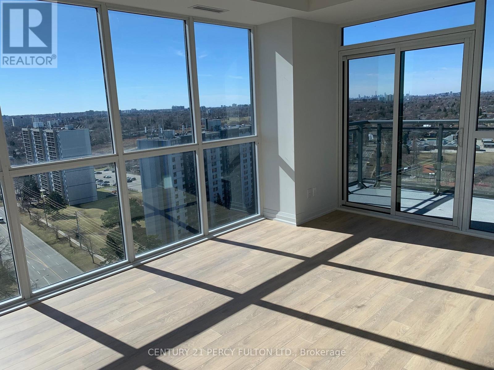 1906 - 20 Meadowglen Place, Toronto, Ontario  M1G 0A9 - Photo 4 - E12469938