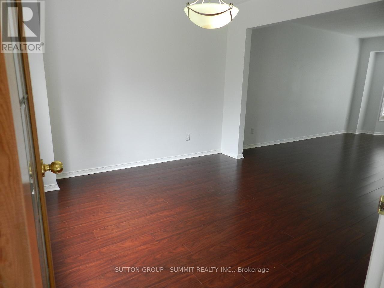20 Dehart Drive, Whitby, Ontario  L1R 1W5 - Photo 3 - E12469955