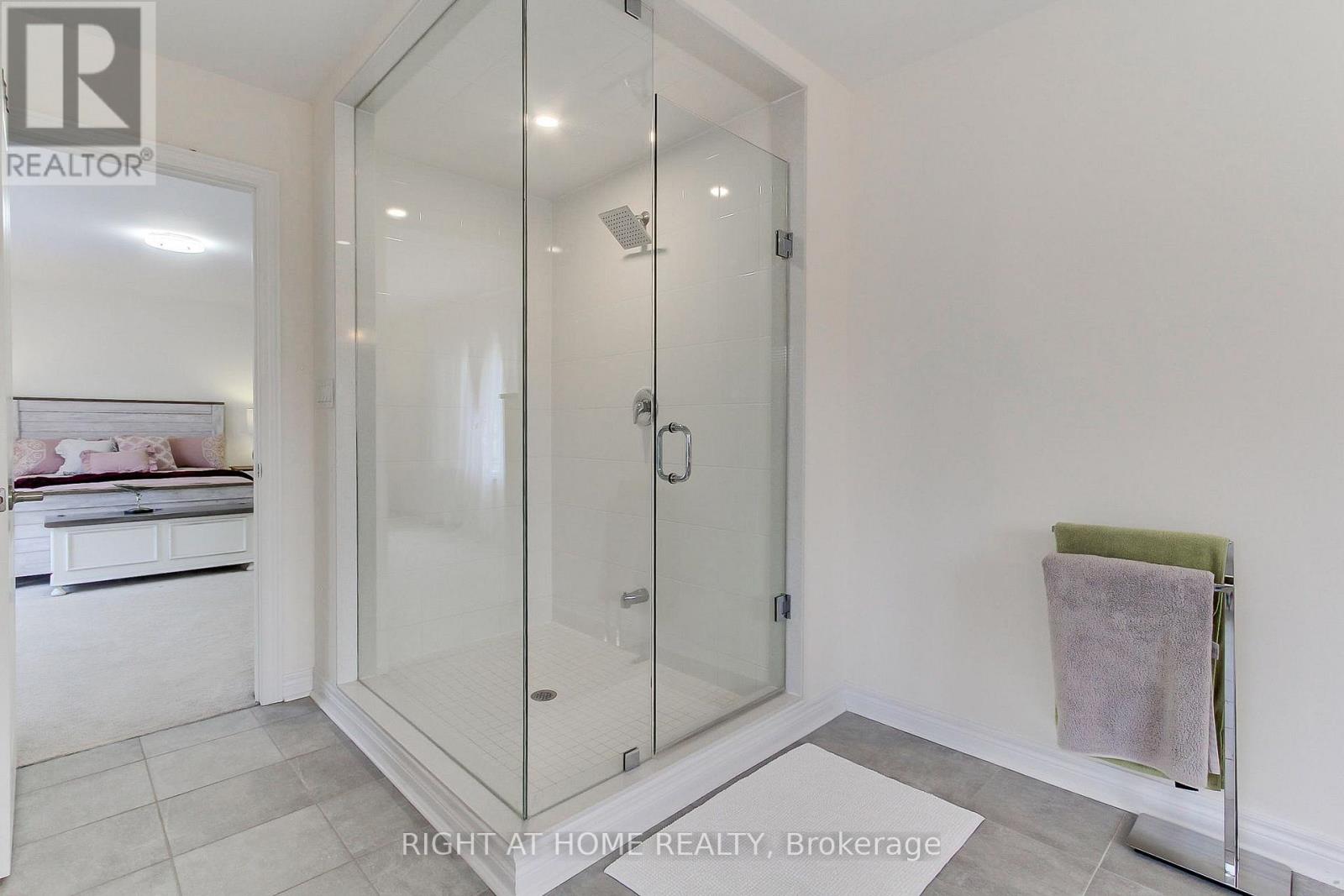 2236 Lozenby Street, Innisfil, Ontario  L9S 0M8 - Photo 24 - N12469953