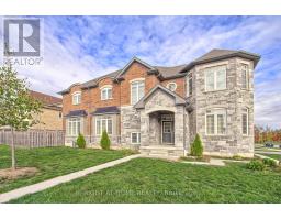 2236 LOZENBY STREET, Innisfil, Ontario