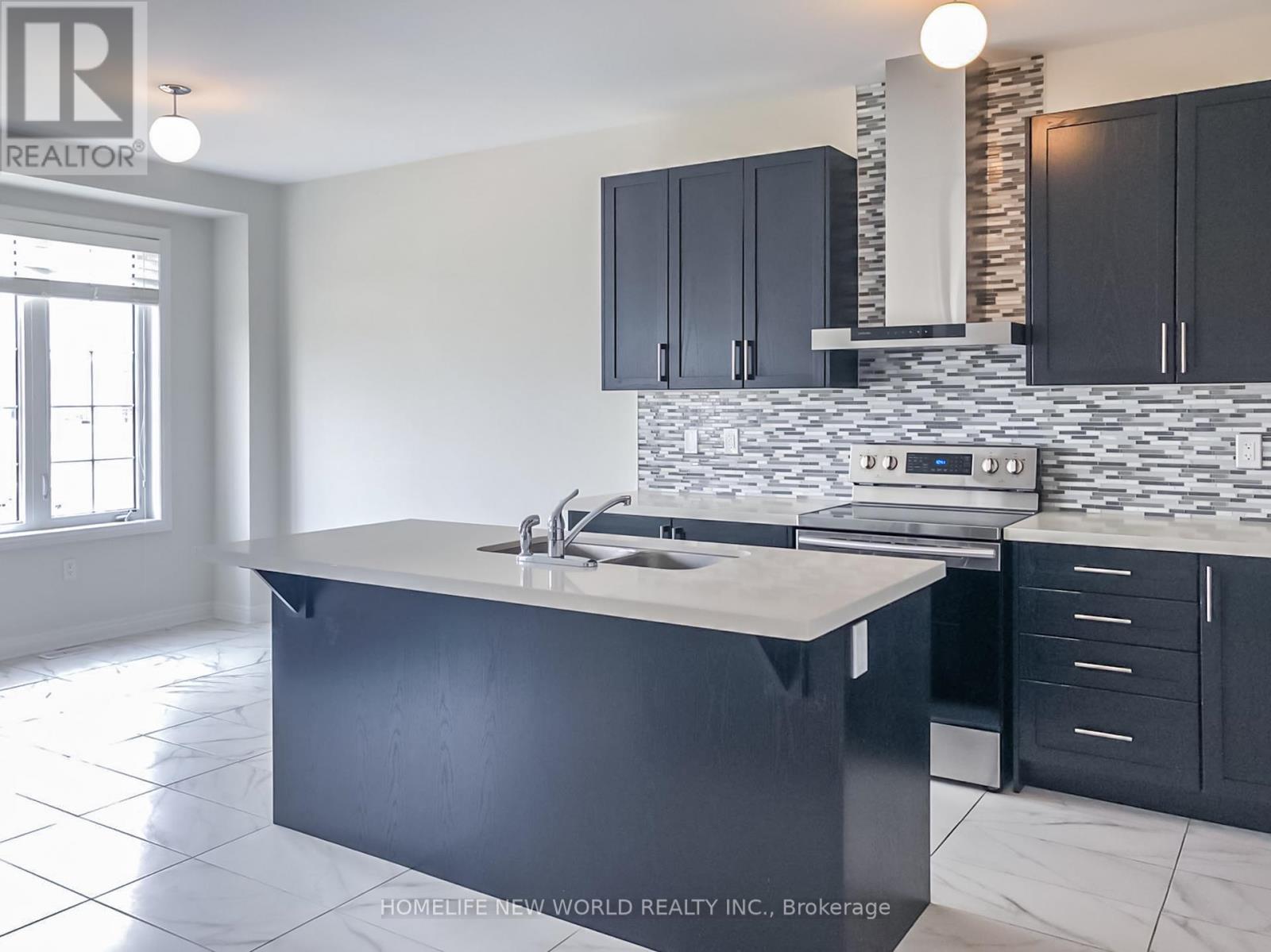 77 Brookfam Street, Richmond Hill, Ontario  L4S 0H9 - Photo 10 - N12469962