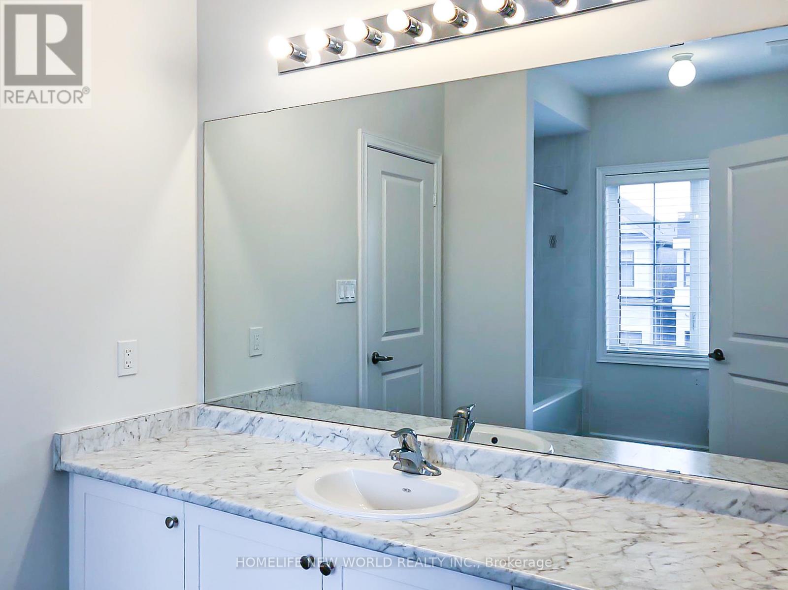 77 Brookfam Street, Richmond Hill, Ontario  L4S 0H9 - Photo 38 - N12469962