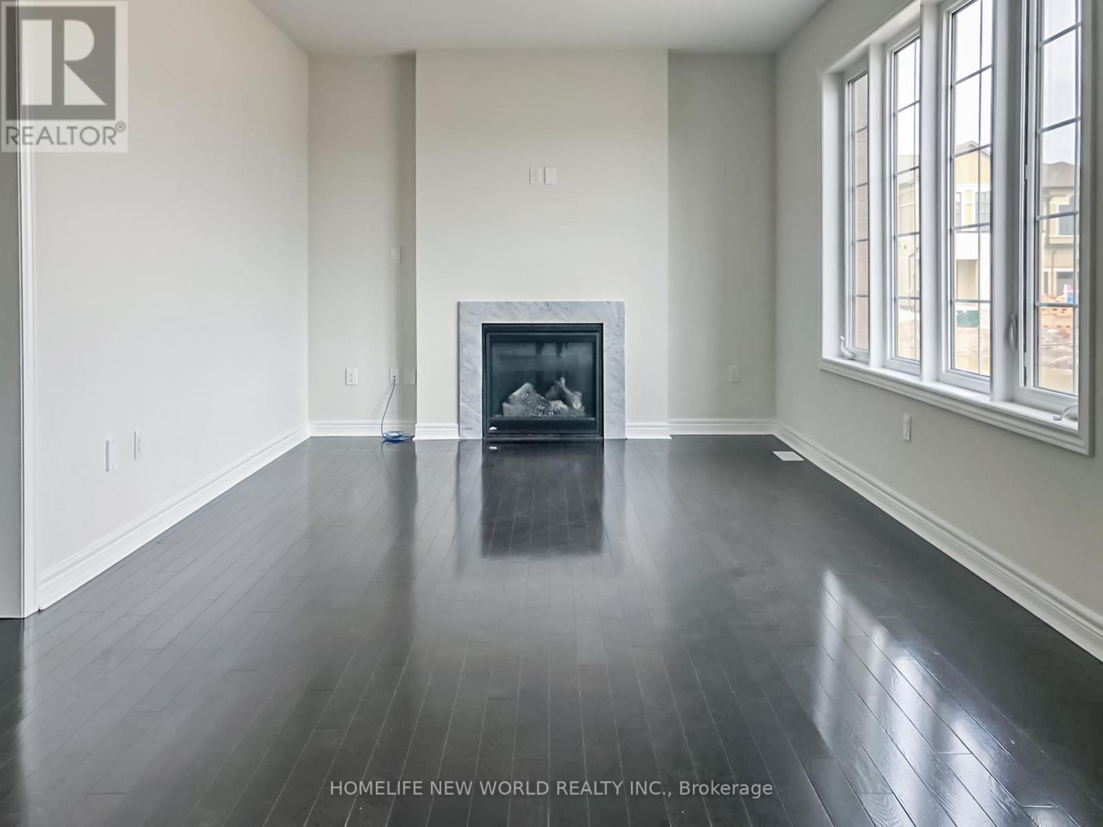 77 Brookfam Street, Richmond Hill, Ontario  L4S 0H9 - Photo 7 - N12469962