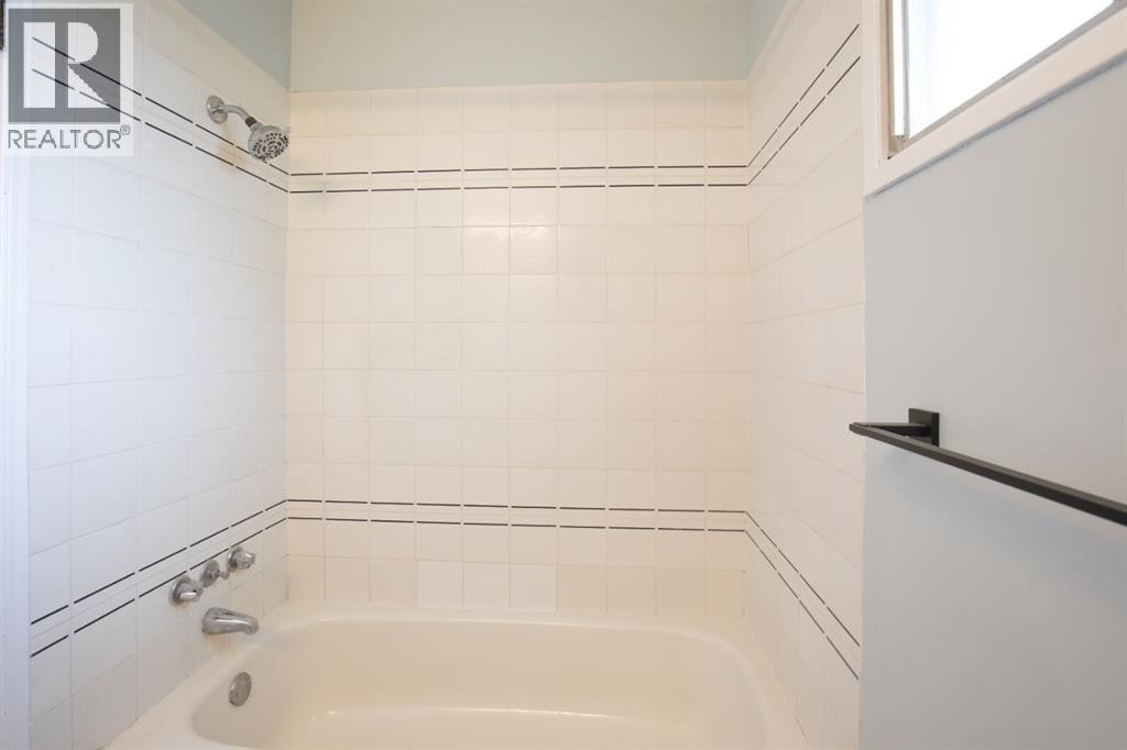 C2, 35 Nash Street, Red Deer, Alberta  T4P 1X9 - Photo 17 - A2248557