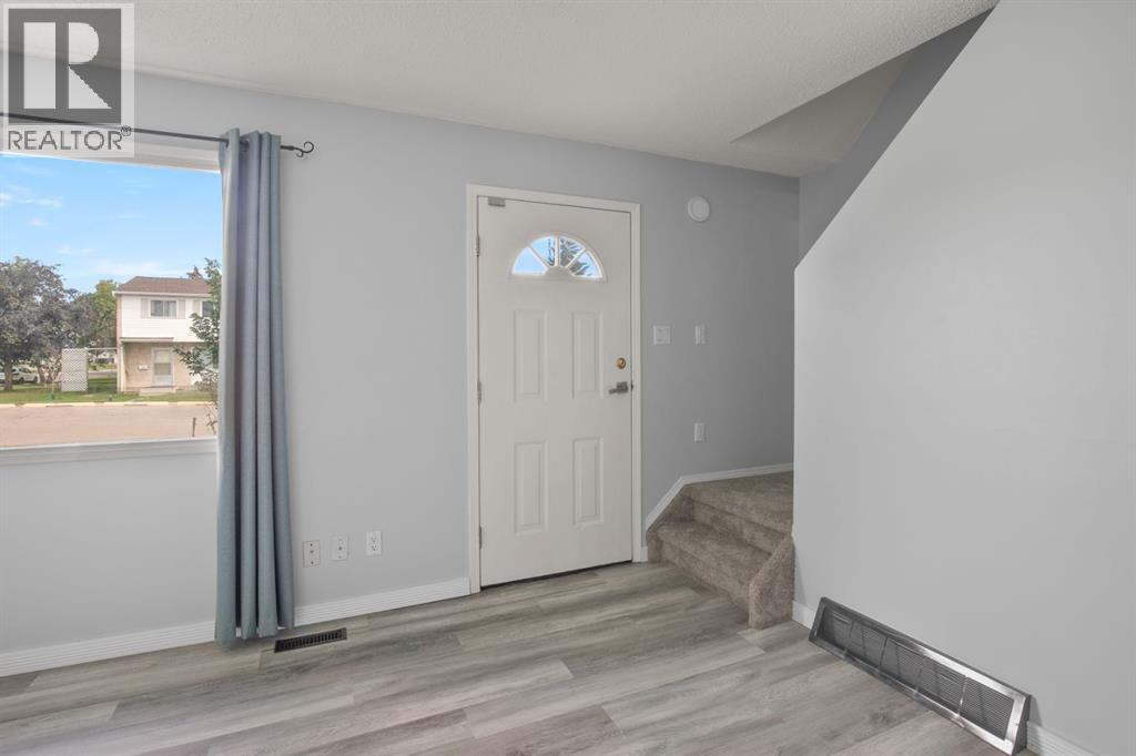 C2, 35 Nash Street, Red Deer, Alberta  T4P 1X9 - Photo 3 - A2248557