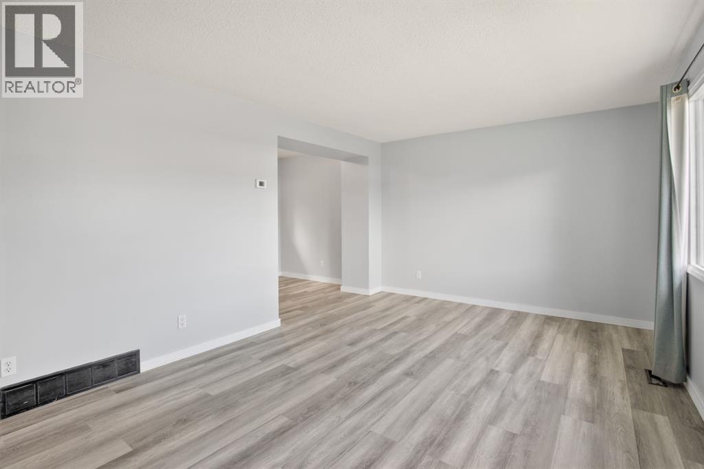 C2, 35 Nash Street, Red Deer, Alberta  T4P 1X9 - Photo 5 - A2248557