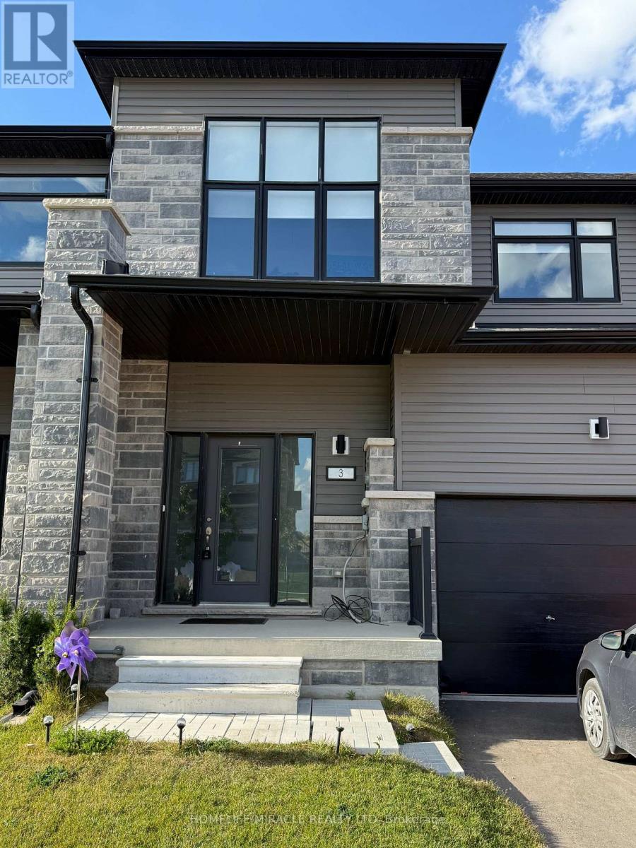 3 Federica Crescent, Wasaga Beach, Ontario  L9Z 0N5 - Photo 2 - S12469921