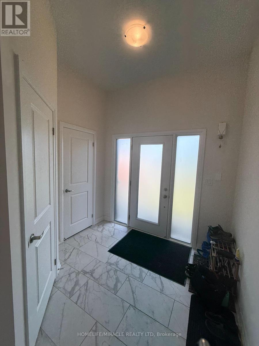 3 Federica Crescent, Wasaga Beach, Ontario  L9Z 0N5 - Photo 3 - S12469921