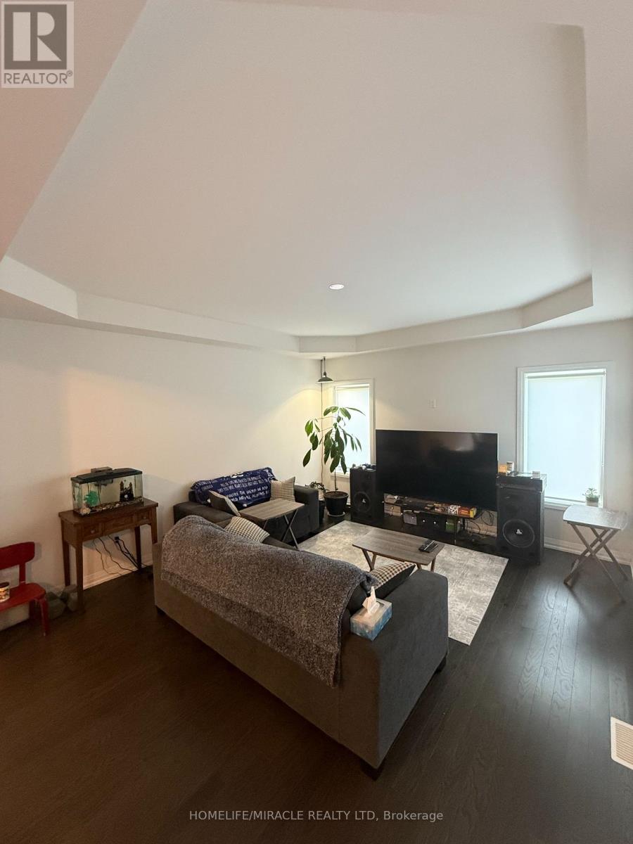 3 Federica Crescent, Wasaga Beach, Ontario  L9Z 0N5 - Photo 8 - S12469921