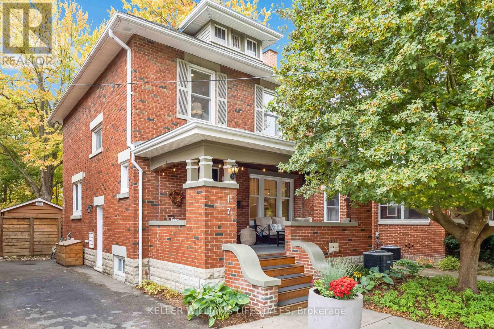 17 ERIE AVENUE, London South, Ontario