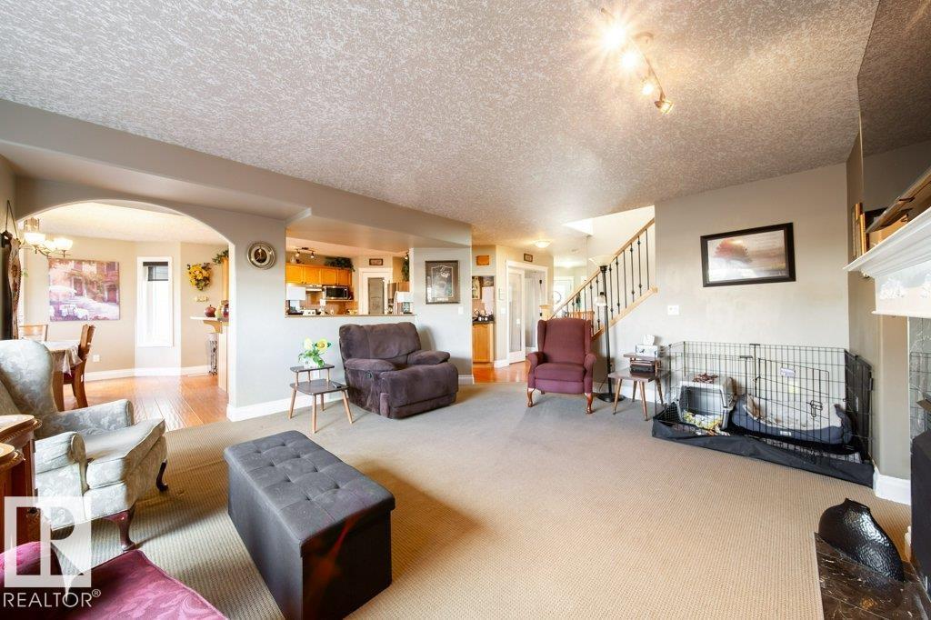6040 166 Av Nw, Edmonton, Alberta  T5Y 0A8 - Photo 17 - E4462669