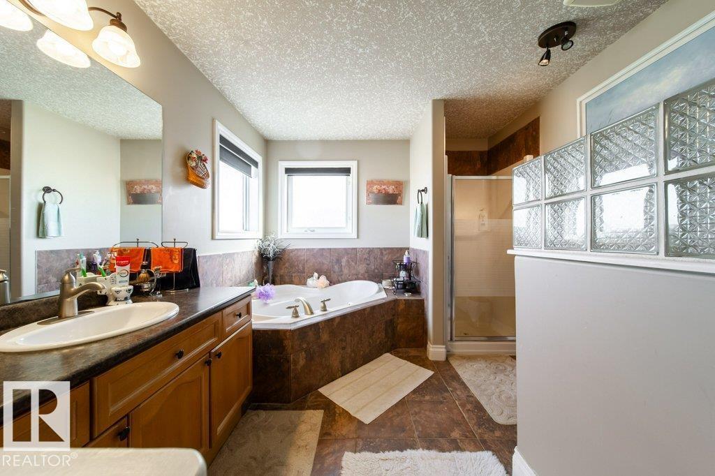 6040 166 Av Nw, Edmonton, Alberta  T5Y 0A8 - Photo 28 - E4462669