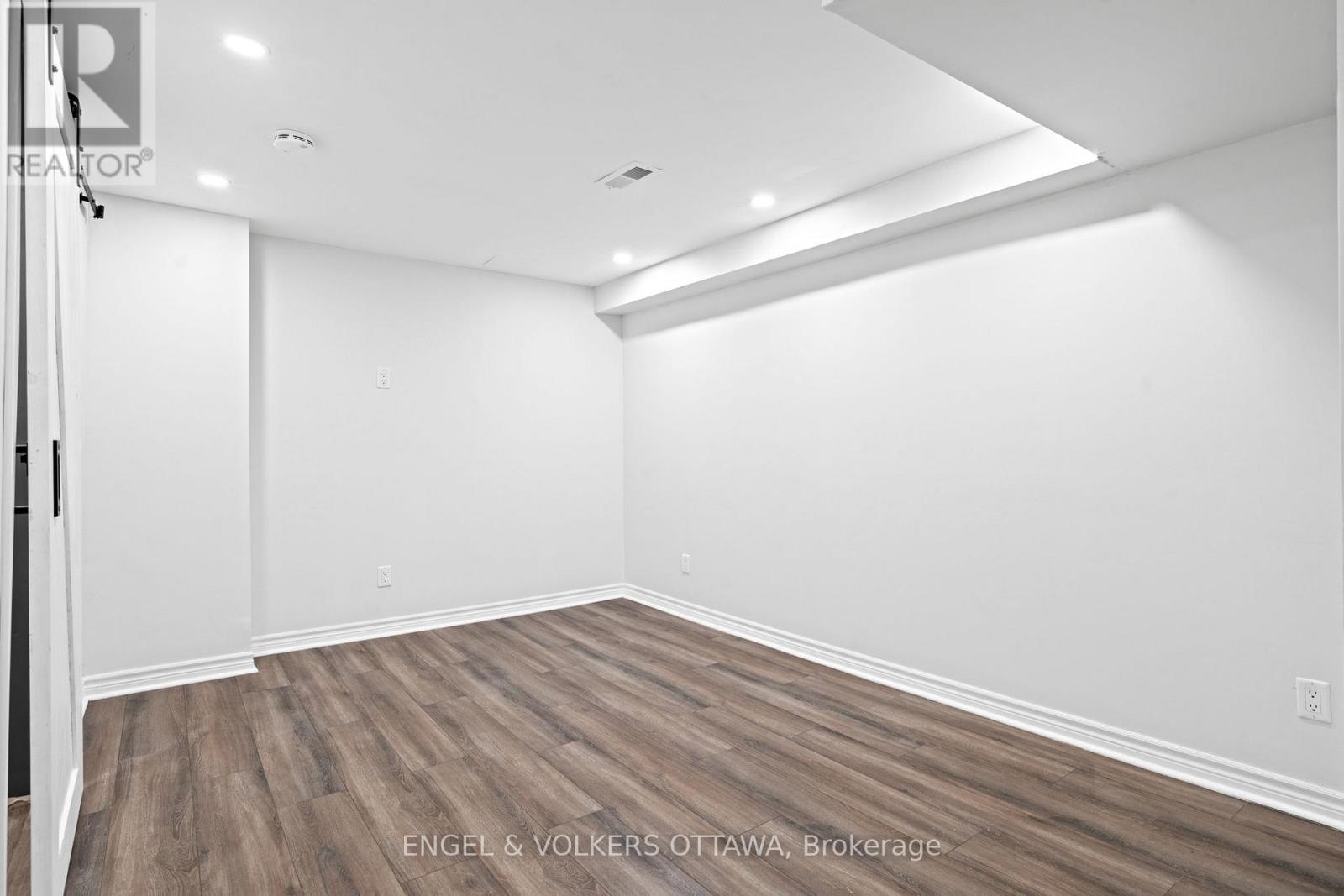 1540 Mimosa Avenue, Ottawa, Ontario  K1G 4C9 - Photo 27 - X12469980