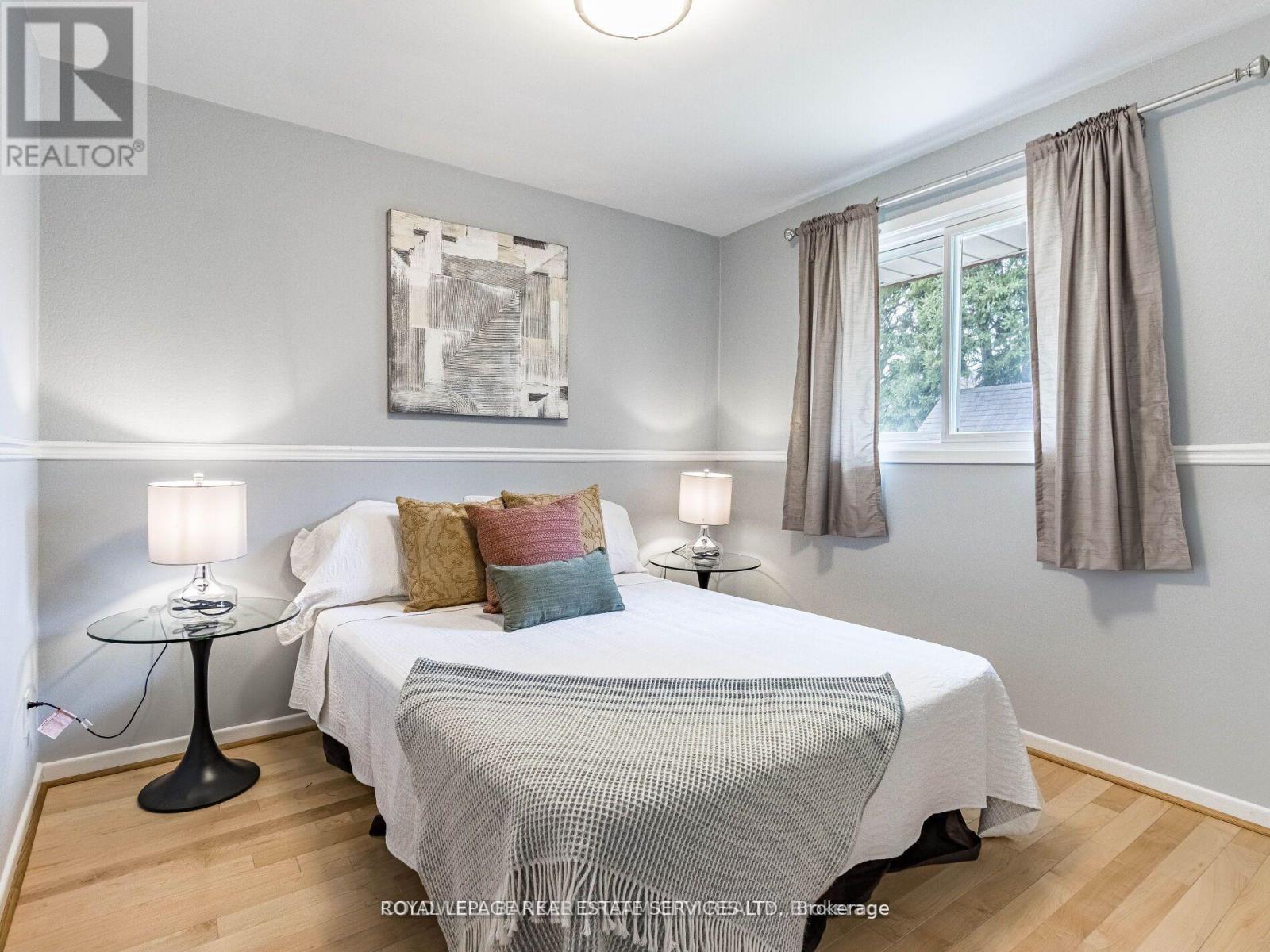Upper - 231 Elizabeth Street S, Brampton, Ontario  L6Y 1S2 - Photo 9 - W12465912