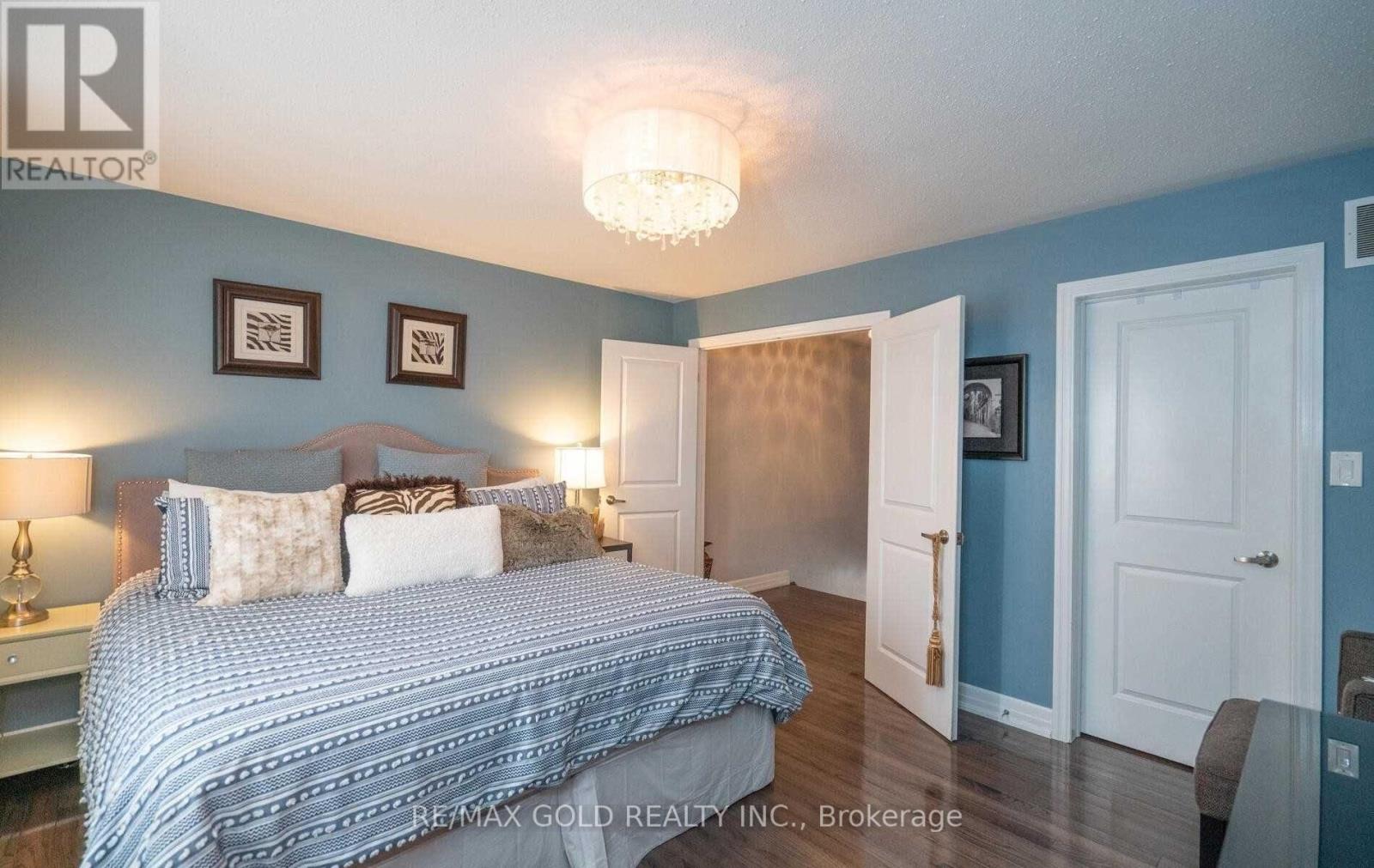 49 Ganton Heights, Brampton, Ontario  L7A 3Y8 - Photo 12 - W12469935