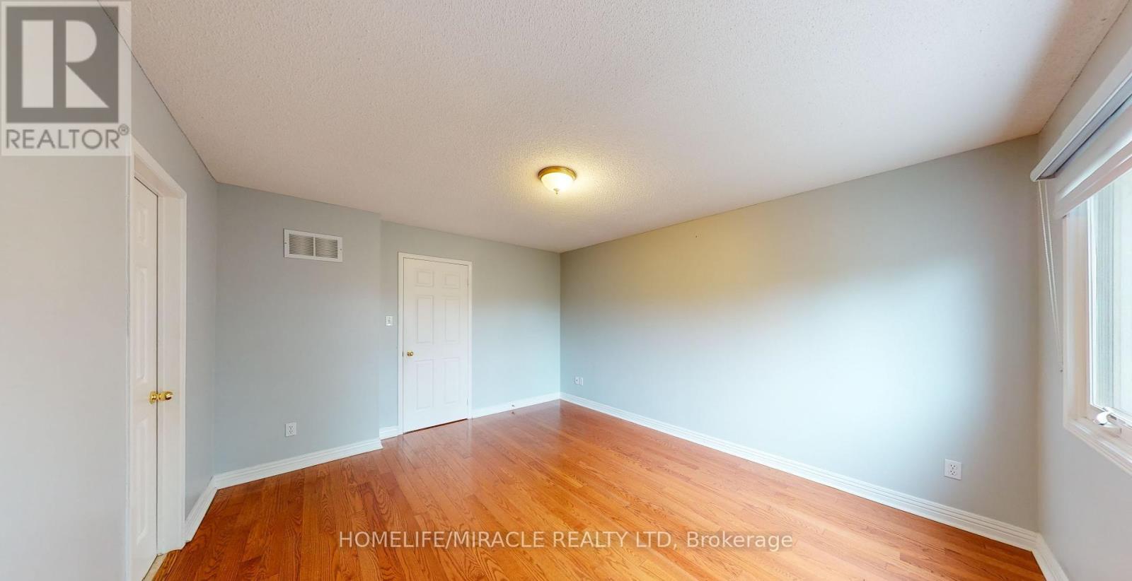 36 Mannel Crescent, Brampton, Ontario  L6Y 5E2 - Photo 18 - W12469944