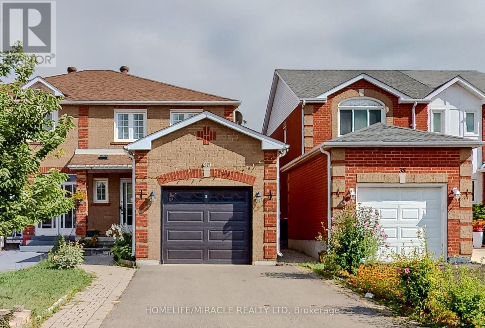36 Mannel Crescent, Brampton, Ontario  L6Y 5E2 - Photo 3 - W12469944