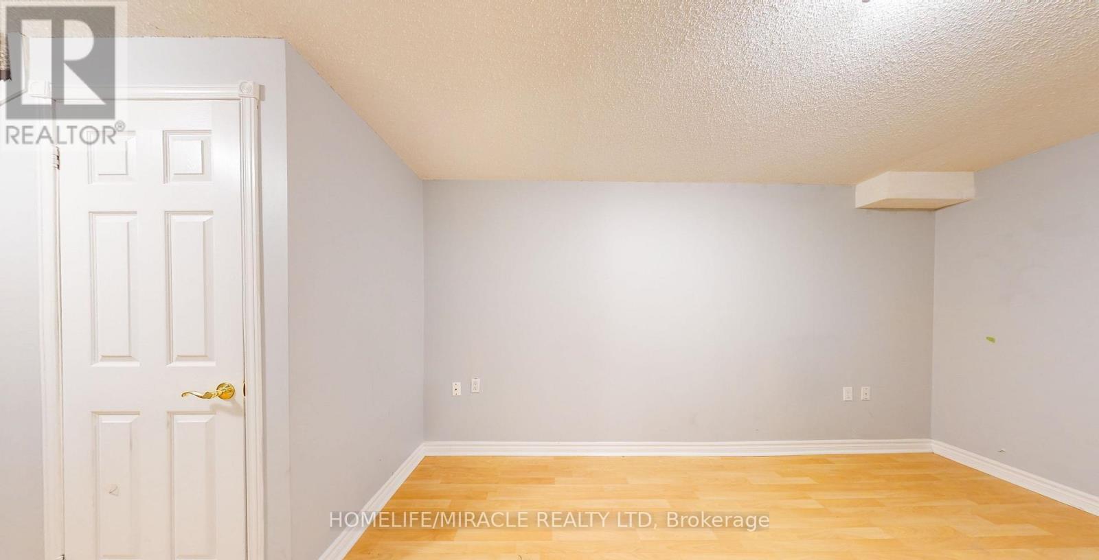 36 Mannel Crescent, Brampton, Ontario  L6Y 5E2 - Photo 30 - W12469944