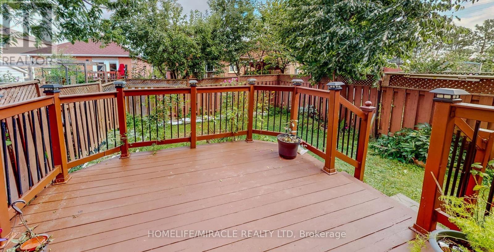 36 Mannel Crescent, Brampton, Ontario  L6Y 5E2 - Photo 32 - W12469944