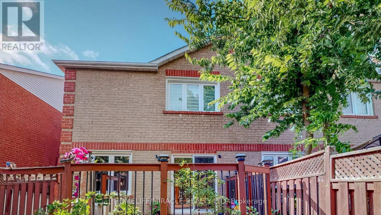 36 Mannel Crescent, Brampton, Ontario  L6Y 5E2 - Photo 35 - W12469944