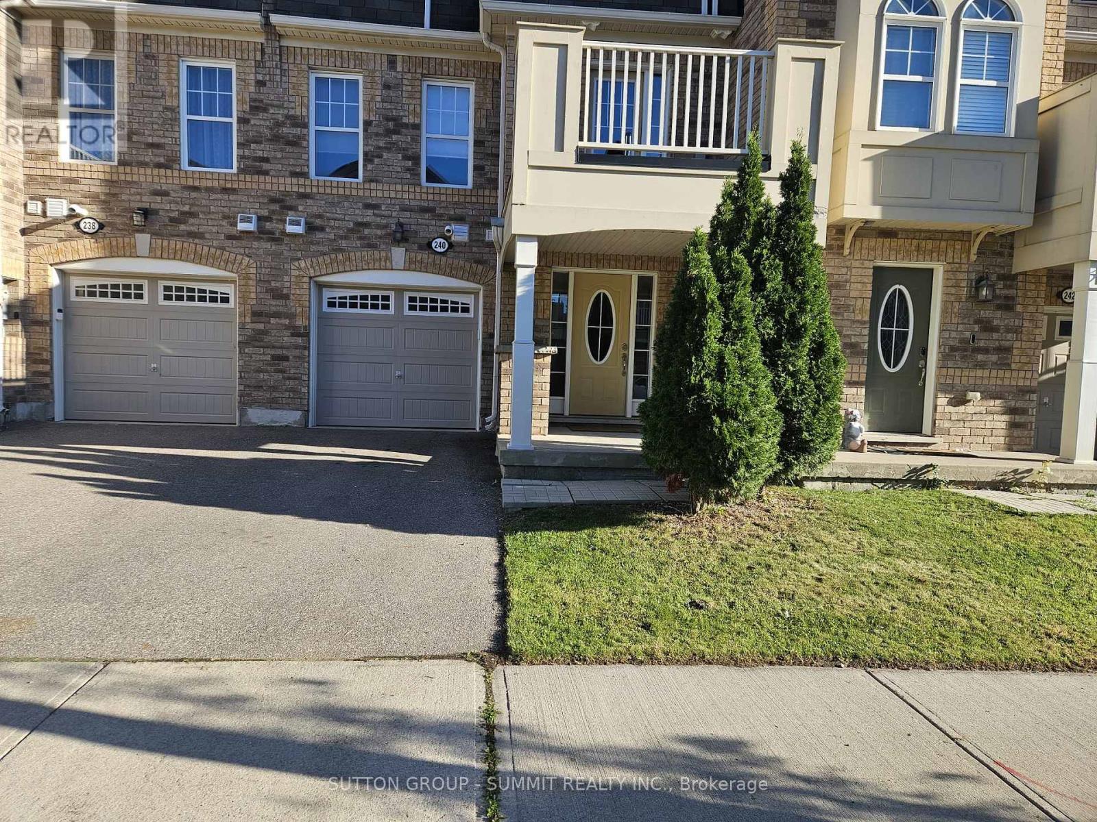 240 SEPTIMUS HEIGHTS, Milton, Ontario