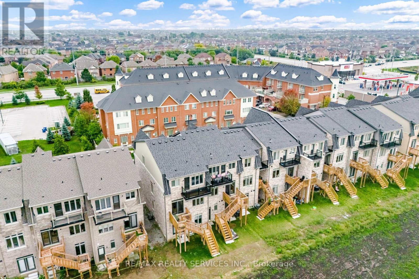 38 Foxsparrow Road, Brampton, Ontario  L6V 3P5 - Photo 47 - W12469950
