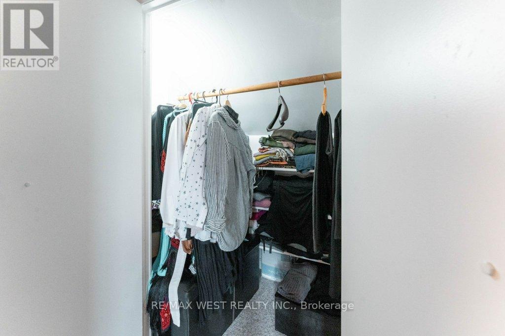 3143 Clayhill Road, Mississauga, Ontario  L5B 4J3 - Photo 40 - W12469952