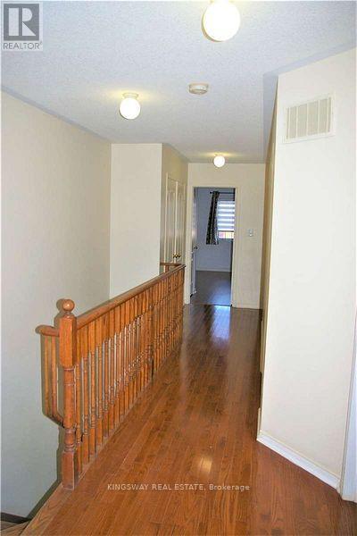 3022 Mission Hill Drive, Mississauga, Ontario  L5M 0C1 - Photo 11 - W12469960