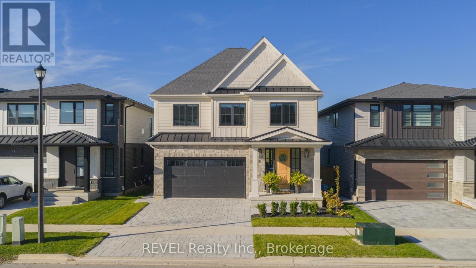 21 ARSENAULT CRESCENT, Pelham, Ontario