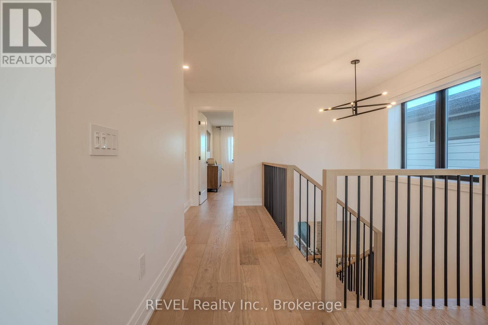 21 Arsenault Crescent, Pelham, Ontario  L0S 1E1 - Photo 21 - X12469973